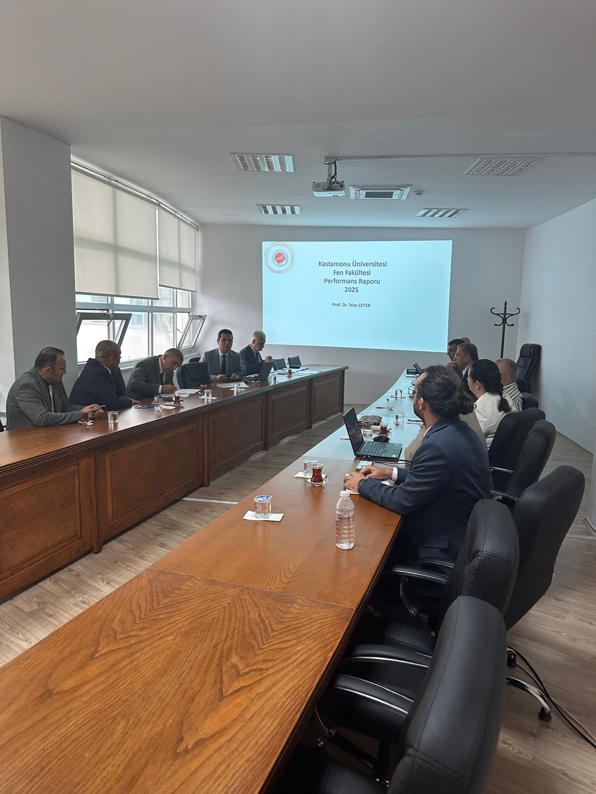  Fen Fakültesi Akademik Performans Değerlendirme Toplantısı 18.09.2025
