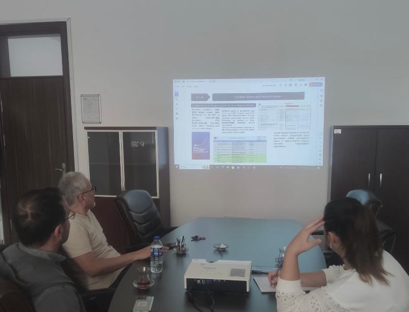  Kurumsal Akreditasyon Saha Ziyareti Öncesinde Konuyla İlgili Bir Toplantı Yapıldı 