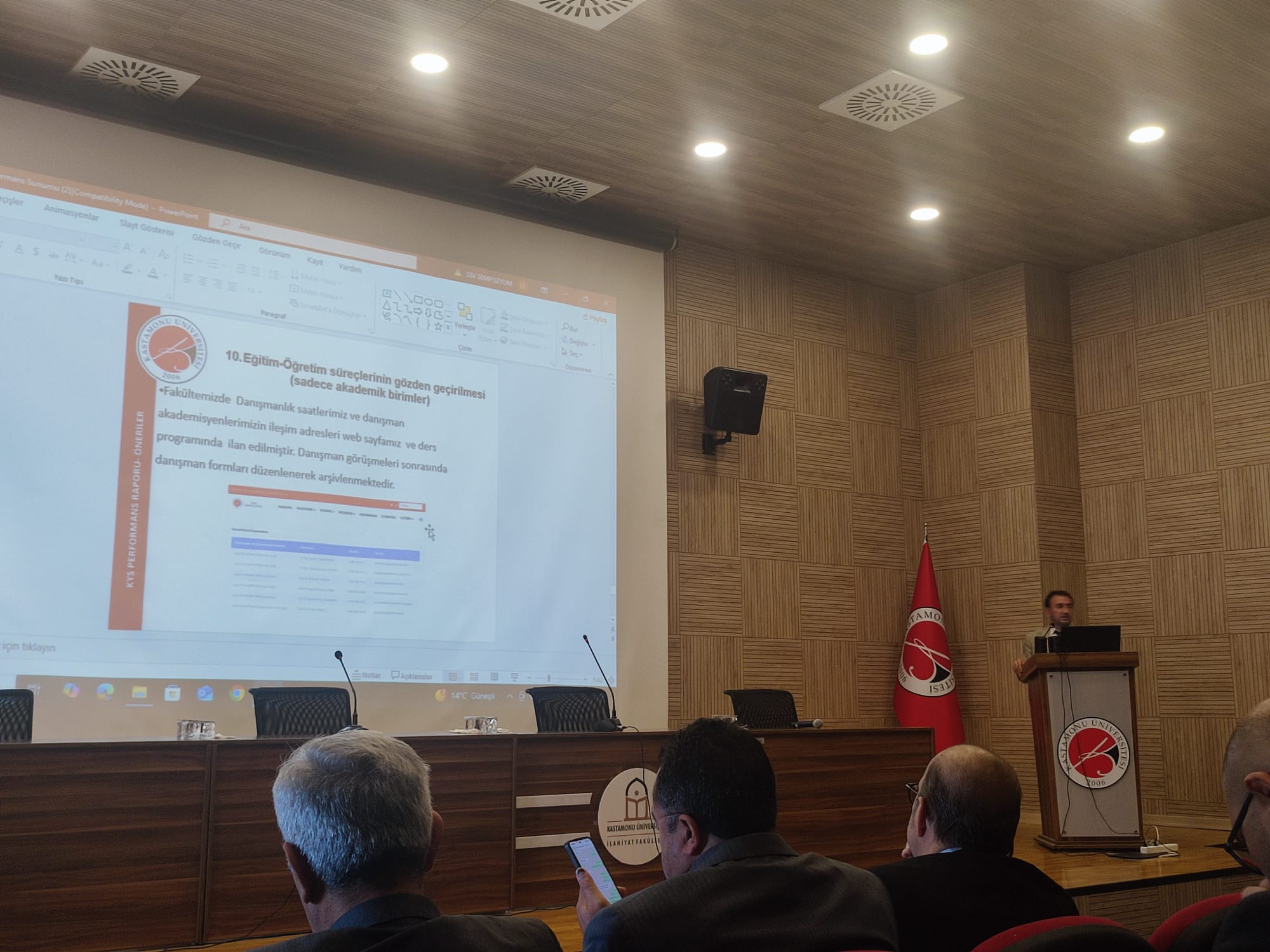 Birim Performans Raporları Sunuldu