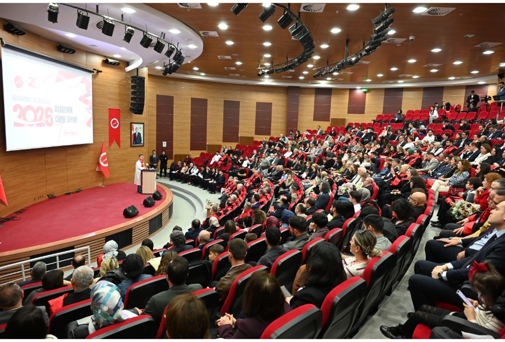 Üniversitemiz Cübbe Giyme Töreni Yapıldı 